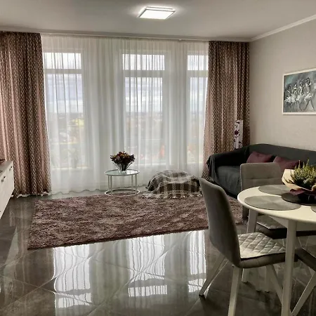 парус біля вікторії гарденс, південого Apartamento Lviv