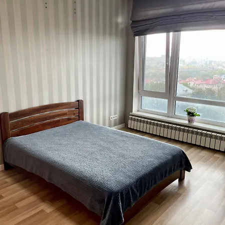 парус біля вікторії гарденс, південого Apartamento Lviv